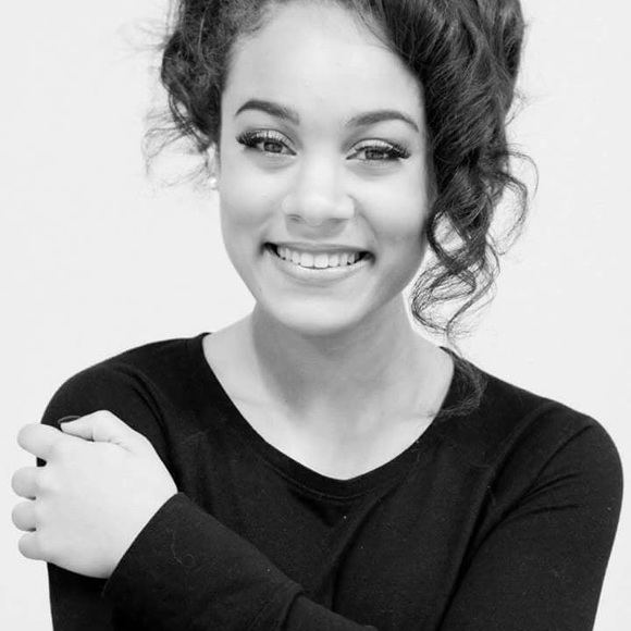 Meet your Posher, Jean - Picture 16 of 16